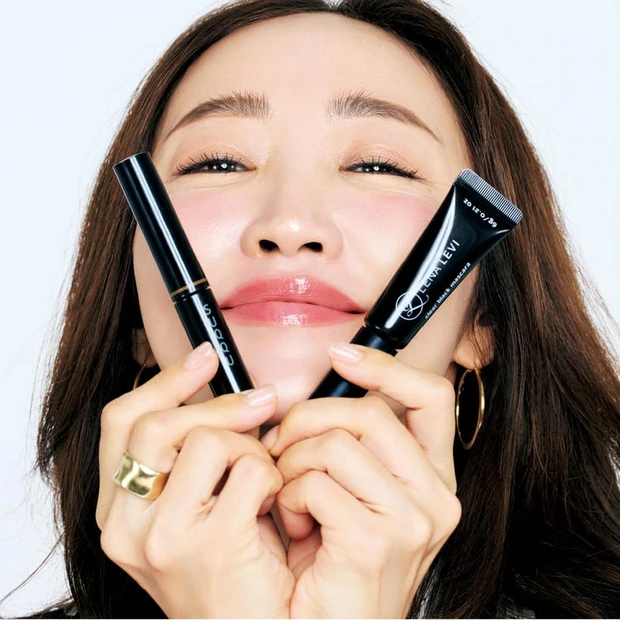 【5位】神崎 恵さんがおすすめ！ 「眉マスカラはSUQQUとレナレビがいいよ」