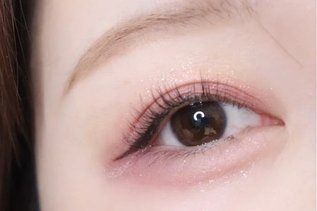 エトヴォス ミネラルクラッシィシャドー カームピンク アイメイク