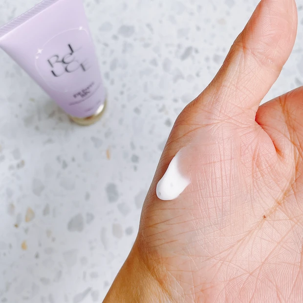 リルーチェ パフュームハンドクリーム プリズムリリー レビュー