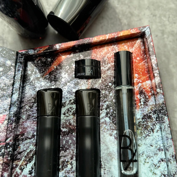 【クリスマスコフレ2025】第七世代！POLA B.A シンボリックコレクション / ローション・ミルク・クリームの下半期ベスコス受賞スキンケアシリーズ！ホリデー限定オーデコロンも【レビュー】