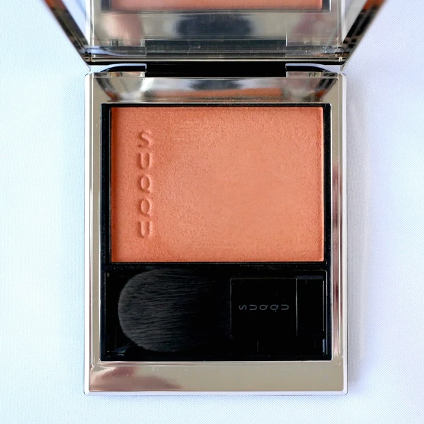 SUQQU(スック)メルティングパウダーブラッシュ 104 柑子染-KOUJIZOME-