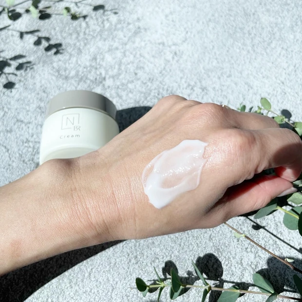 『N organic Bright』
ホワイトリッチ クリーム✨新発売の美白
エイジングケアシリーズ♪香りにもとっても癒される♪_2