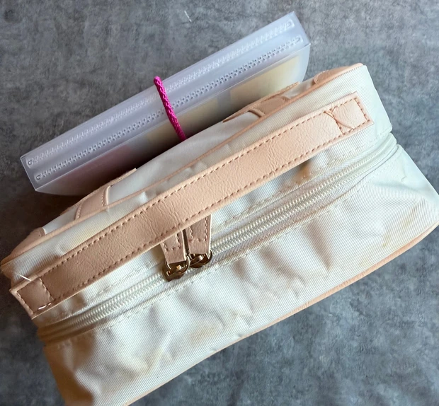 ジムも温泉もこれ１冊！無印良品のカードフォルダーがトラベルポーチの新定番⁈中身公開レビュー_7