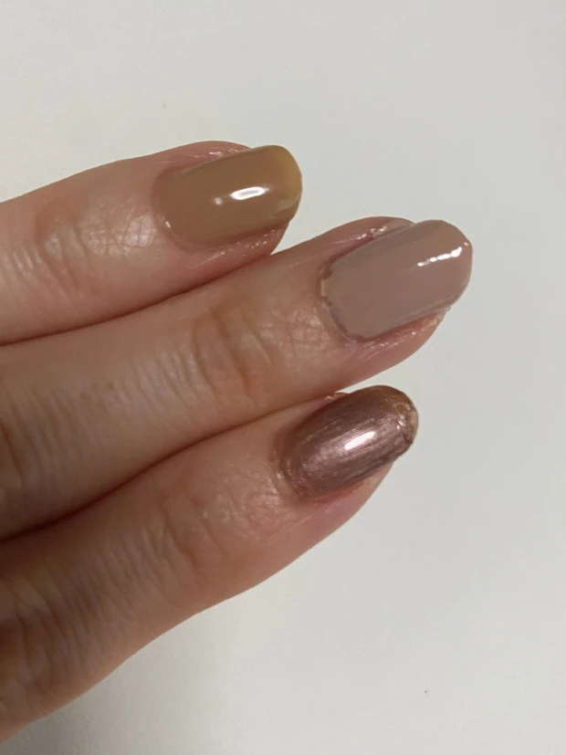 ヒンス ネイルカラー hince 韓国コスメ 神崎恵愛用