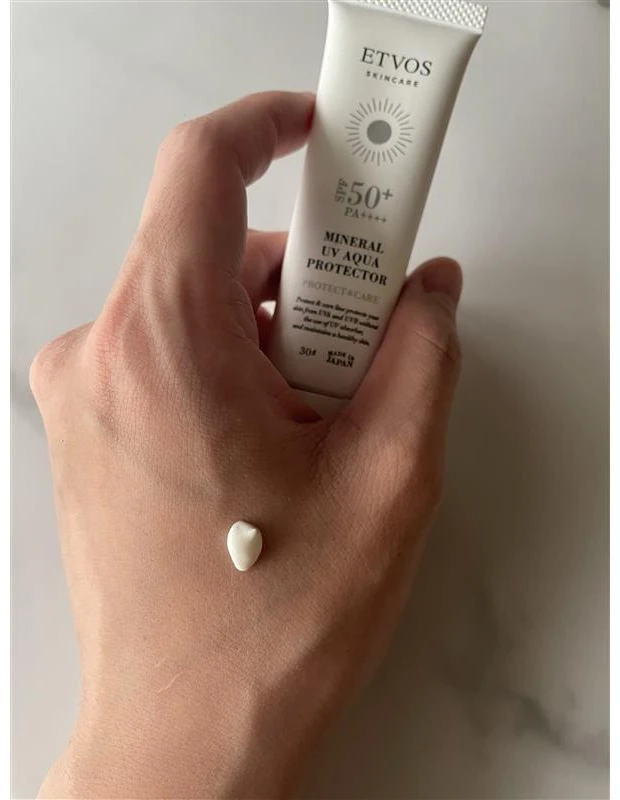 肌褒められまくり!
SPF50+PA++++のUV下地!
ズボラ男子が選ぶ神アイテム4選!_4_2