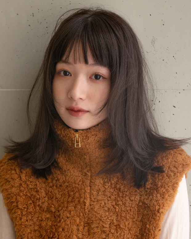 開運ヘア　2026年　髪型　ミディアム　ミディアムヘア　レイヤー　正面　MUKU　佐脇正徳