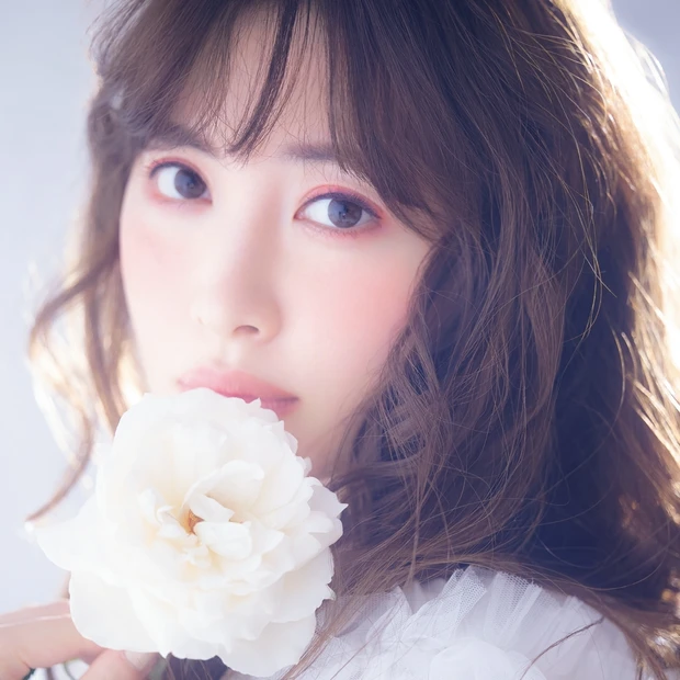 こじはるのお花の楽しみ方は? 「フランス人的な発想で選ぶのが楽しい♡」