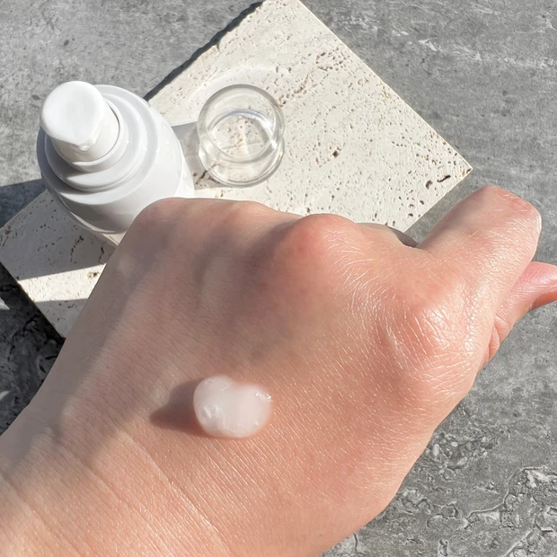 【少量で効率よく】CELASEEQ(セラシーク)ダブルディープセラム Cでキメの整ったクリアな肌へ【ビタミン系美容液】_3