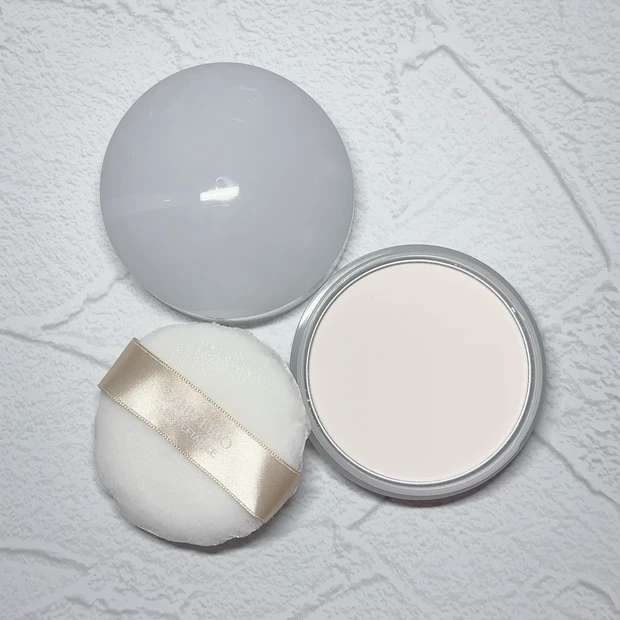 小田切ヒロさんがおすすめする「 資生堂　ブライトニング スキンケアパウダー」