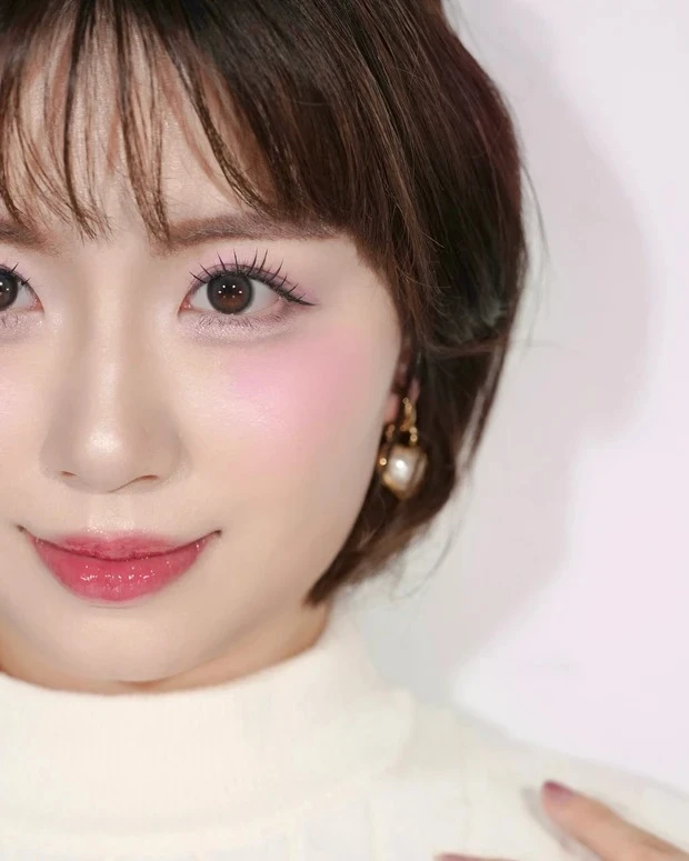 韓国のアナウンサーさんっぽメイク