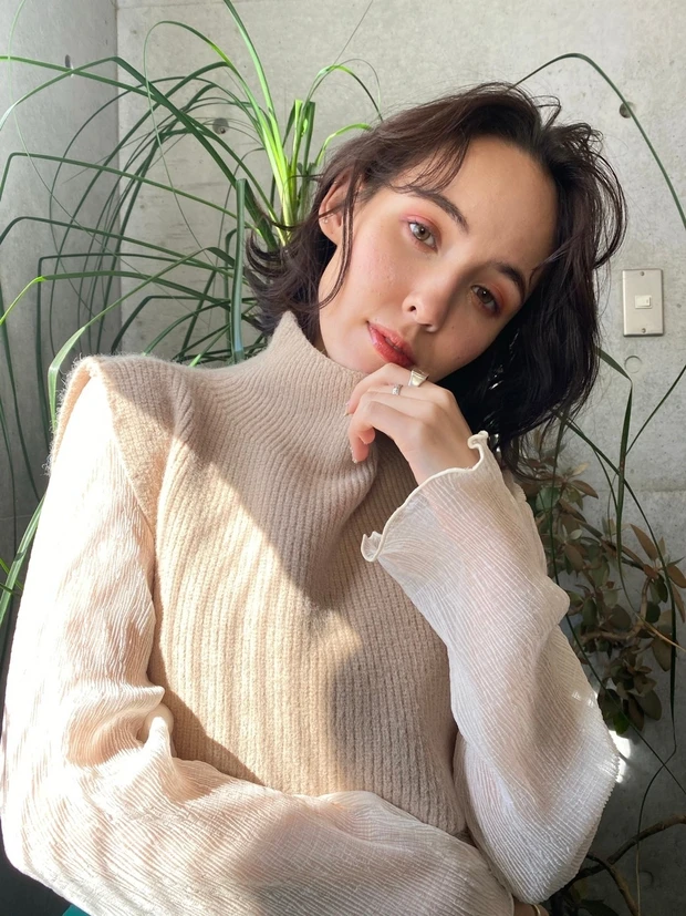 大人の柔らかくびれボブ サブカットふり