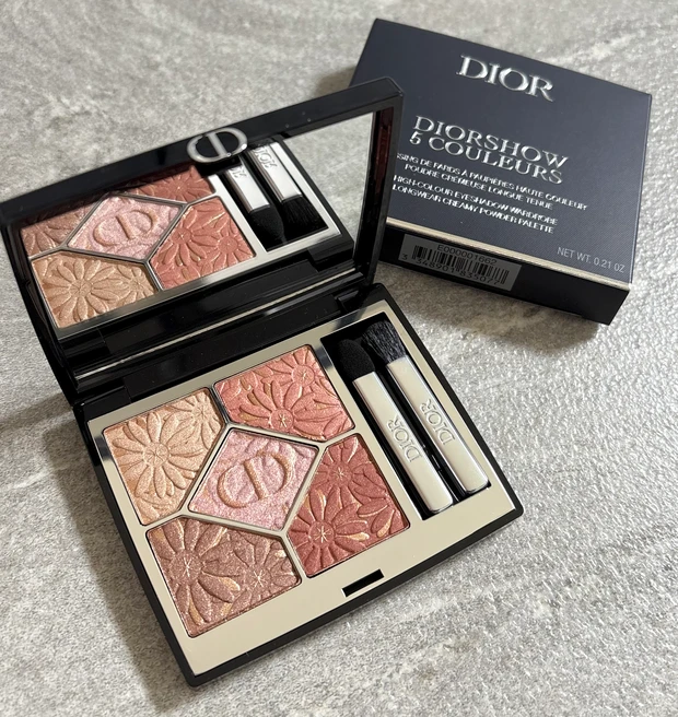 ディオールショウ サンク クルール　アイシャドウ　新作　限定　サマー コレクション 2026 夏コスメ　670 サンセット ブロンズ　イエベ　ブルベ　