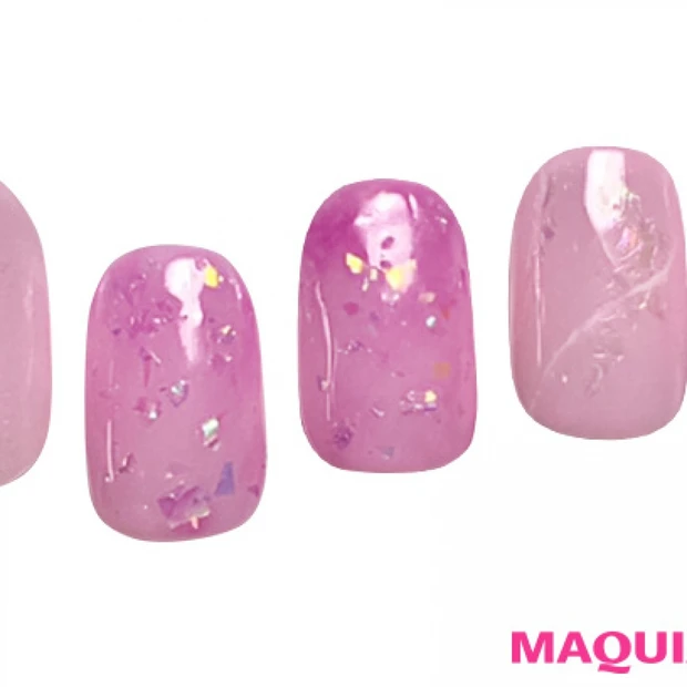 愛の石、ローズクオーツ風「パワーストーンネイル」で、モテ度急上昇！