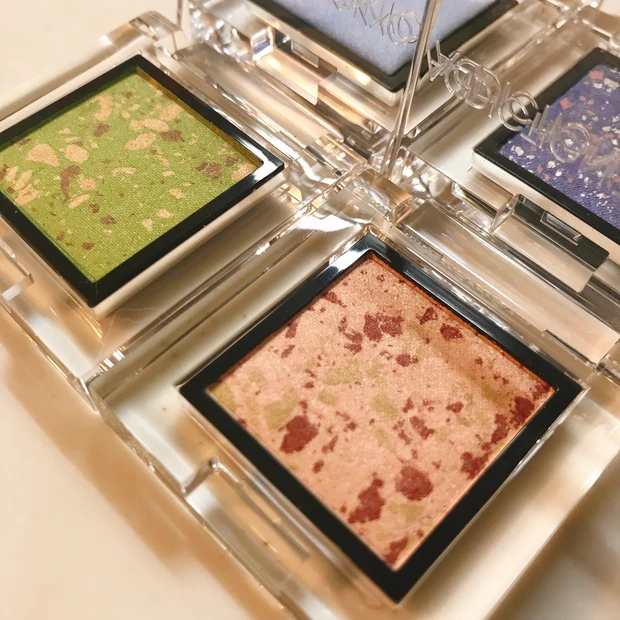 ADDICTION TOKYO
Summer 2021 Collection“THE UNPOLISHED GEM”ご紹介♪
【アイシャドウ、チーク、ポリッシュのスウォッチお見せます】_4