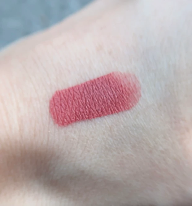 シャネル ル ルージュ デュオ ウルトラ トゥニュのカラーが乾いた写真