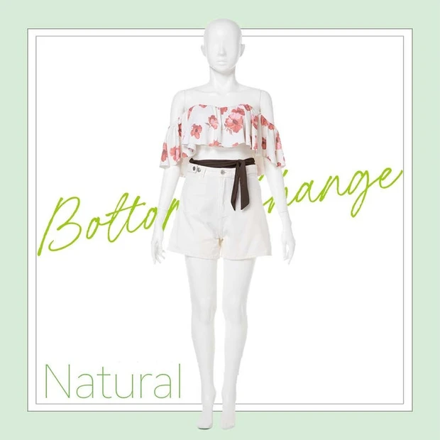 骨格ナチュラルタイプにおすすめの水着_2. 下半身に重さを出すAラインのオフショルダー_ボトムス