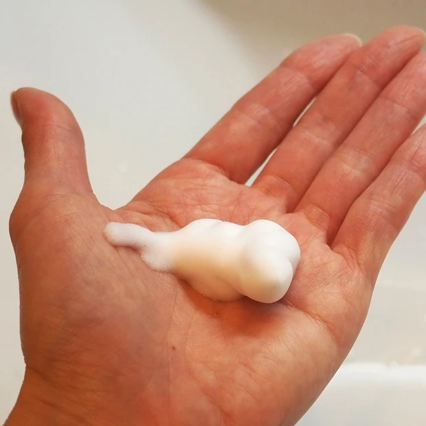 「メン フェイス ウォッシュ」の泡立ち