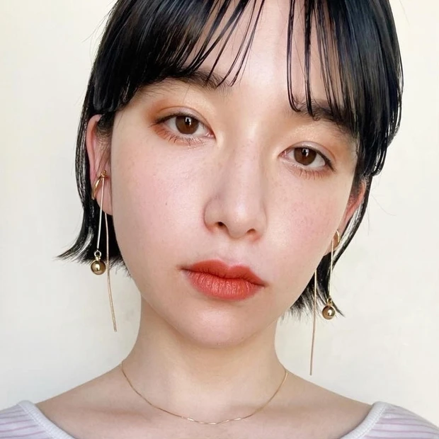 ショート ボブ ヘアスタイル ヘアカタログ 2022 30代 40代