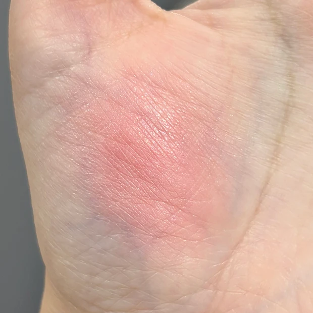 【キャンメイク】人気チークの新色『P06 ジューシーコーラル』を他の色と比較してレビュー_1_2