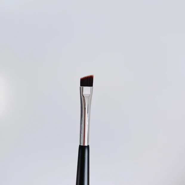 ロージーローザ ダブルエンドアイブロウブラシ スマッジタイプ