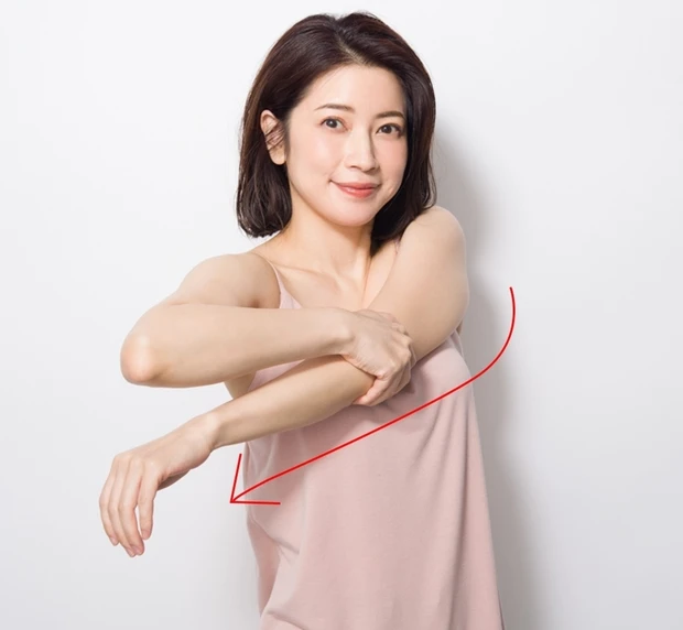 育乳セラピスト・森 絵里香さん流、お悩み別美乳マッサージ
_7