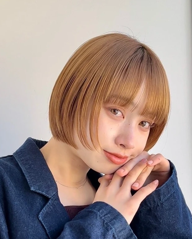 ボブ　ヘア　髪型　ヘアスタイル　大人　ヘアカラー　前髪あり　ミニボブ