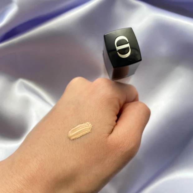 【話題のコンシーラー】Diorの超優秀コンシーラー購入レポ！優秀コスメのヒミツとは...??ザセムのコンシーラーとの色比較スウォッチもあります♥_3