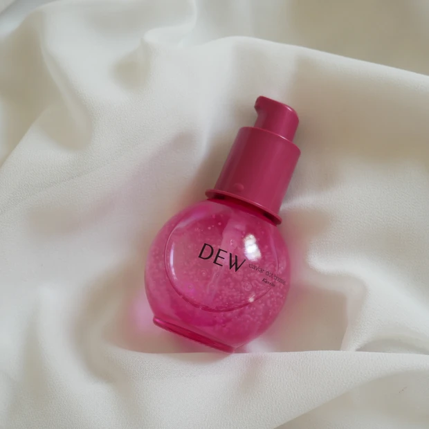 【新・導入美容液】とろみの虜♡「DEW キャビアドットブースター」でうるおったハリ密肌へ_4