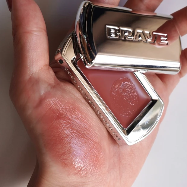 BRAYE ブレイ LIPSLEEK リップスリーク 韓国コスメ ウェアラブルコスメ