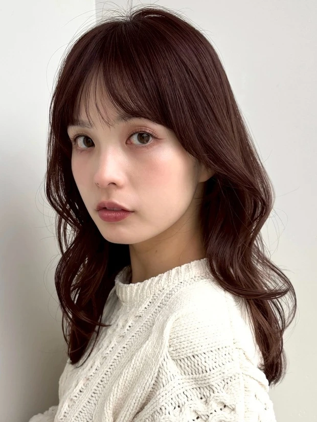 髪型　ミディアムレイヤー　ミディアムヘア　大ぶりカール　サイド