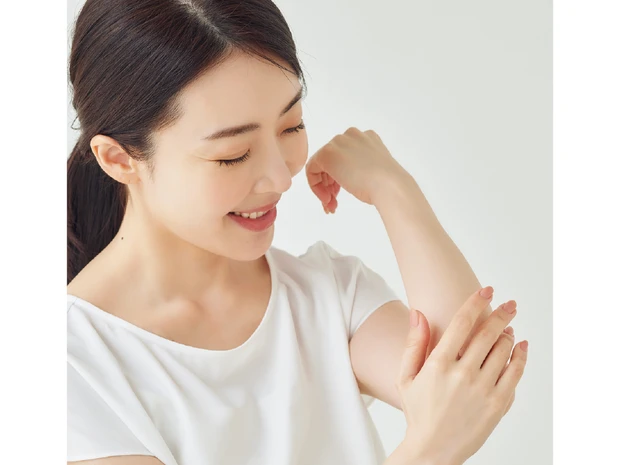 “皮膚の変態”大野真理子はこう使う！
人生まるっとうまくいく！ みんベス受賞コスメで
 PhotoGallery_1_9