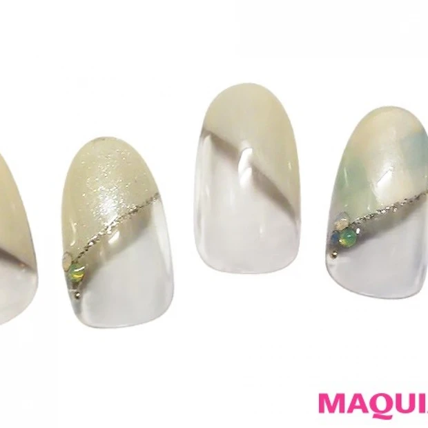 モテの鉄板！ 可憐で清楚な純白の女っぽフレンチネイル