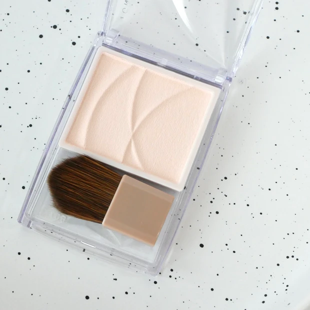 セザンヌ トーンフィルターハイライト くすみパウダー バズり クマ ほうれい線