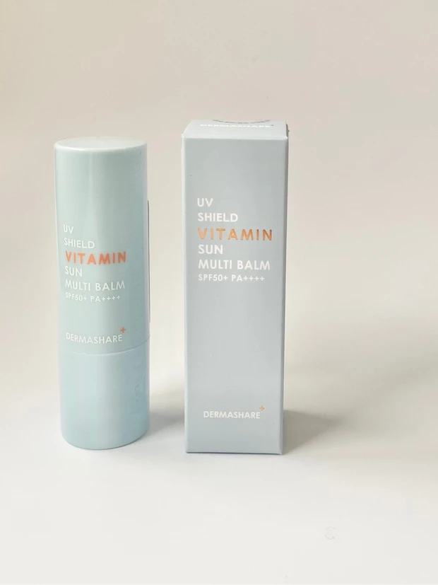 スティック　UV 美容液　韓国コスメ　ダーマシェア