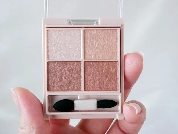 マキア公式ブロガーRihoキャンメイク シルキースフレアイズマットタイプM05 マホガニーモカ