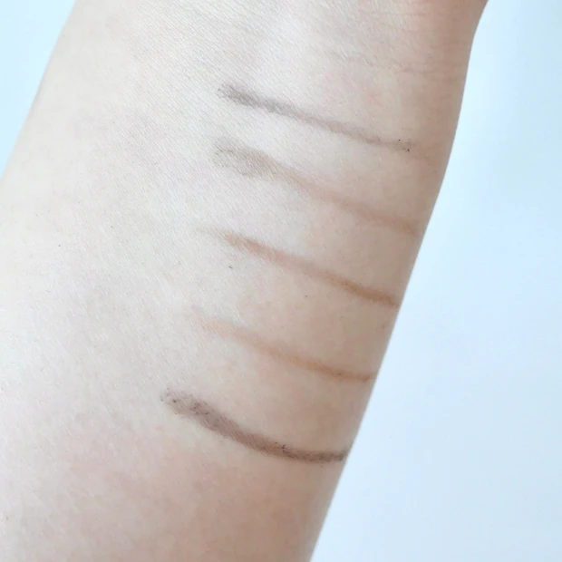 MAQuillAGE(マキアージュ)アイブロースタイリング 3D