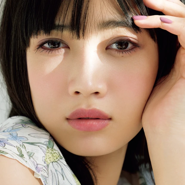 チーク　千吉良恵子　メイク　透明感