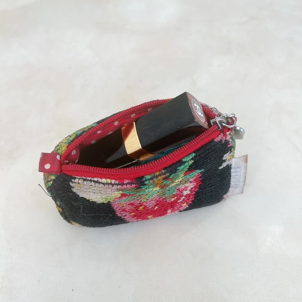 【何時でも綺麗でいたい！36歳・化粧直しが生きがいの私のコスメポーチの中身を大公開！】_4_2