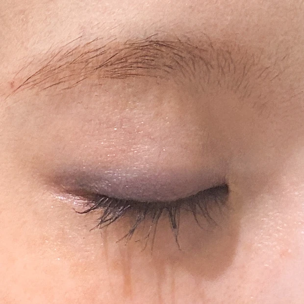 アディクション ザ アイシャドウ プリズム 塗り方