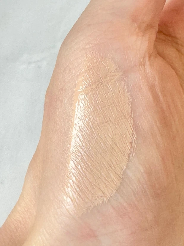 コンシーラー　ローラメルシエ　ベースメイク