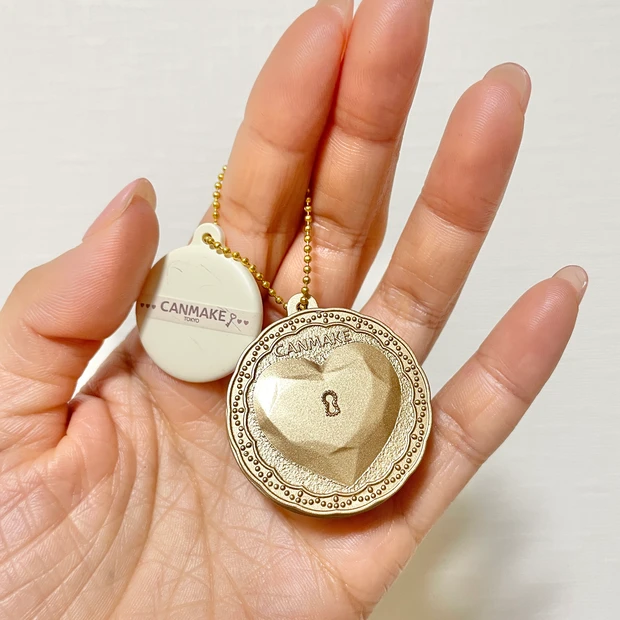 キャンメイク　コスメガチャ　第３弾　レビュー　シークレットビューティーパウダー