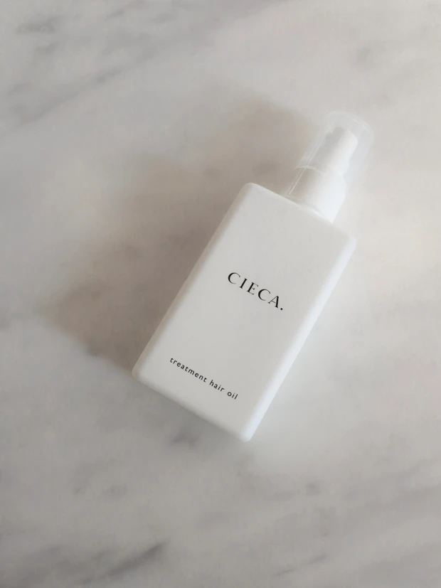 ヘアケアやカラーについて
カラーは赤みを落として肌が綺麗に見えるヘーゼルブラウン_3