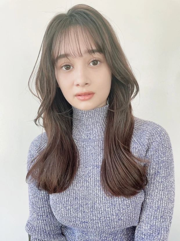 ロングヘア 30代 40代 ヘアスタイル ヘアカラー 前髪あり 韓国風