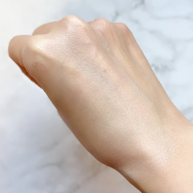 ラロッシュポゼ　下地　ローズ　リニューアル