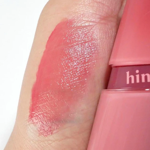 hince ヒンス ロウグロウジェルティント R027 アリュール・ローズ のスウォッチ 