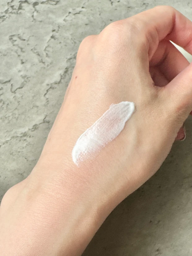 紫外線　日焼け止め　日焼け対策　uv リポc 日焼け止め　ビオレ