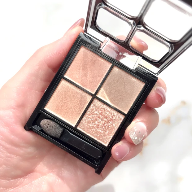 ポッピングシルエットシャドウ　新色　イエベ