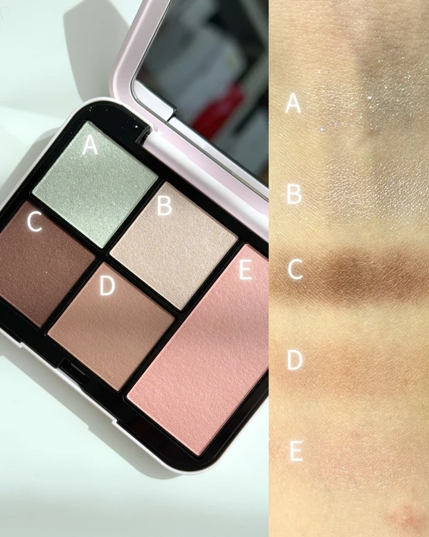 SNIDEL フェイス スタイリスト n 05 スウォッチ