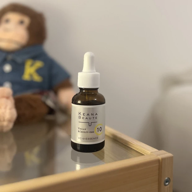 <30代>ケアナボーテ VC10濃美容液の口コミや効果を徹底レビュー!本当に毛穴に効くの?