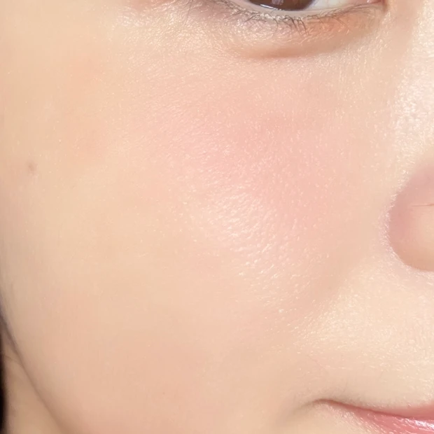 イエベ春に似合う「セザンヌ チークブラッシュ 04 ピュアピンク」のメイク実例